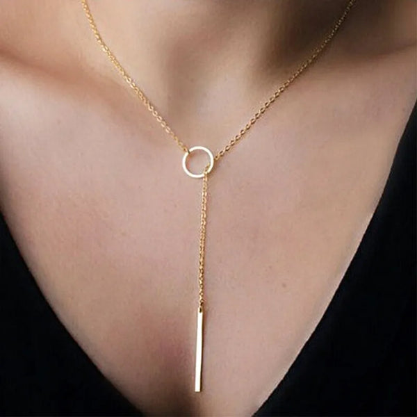 Delicate and minimalist necklace, perfect for your elegant detail